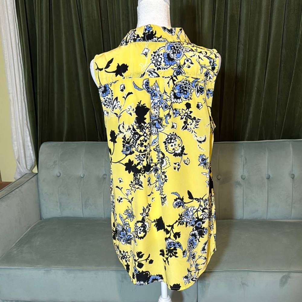 Dana Buchman Vibrant Floral Button Down Shirt Notched Collar Sleeveless - Picture 5 of 5